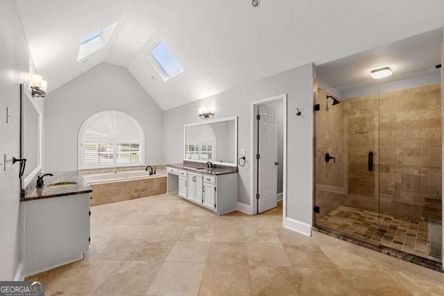 250 Shadowledge Lane, Roswell, GA 30076