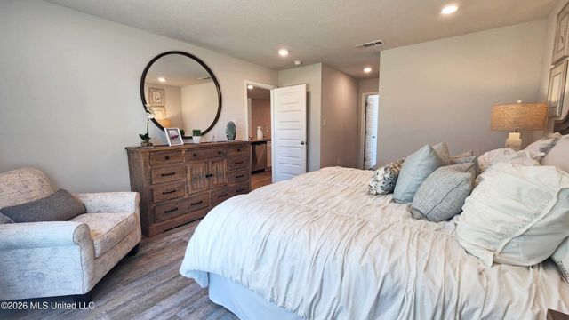13100 Carnival Circle, Vancleave, MS 39565