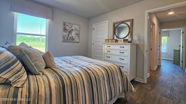 13100 Carnival Circle, Vancleave, MS 39565