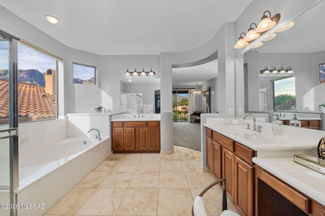 6194 N Placita Pajaro, Tucson, AZ 85718