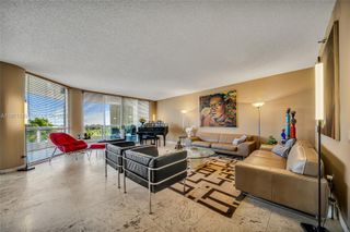 21150 Point Pl 703, Aventura, FL 33180