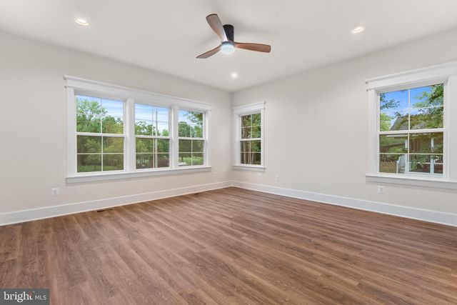 230 TRANQUIL WOOD LN, Winchester, VA 22602