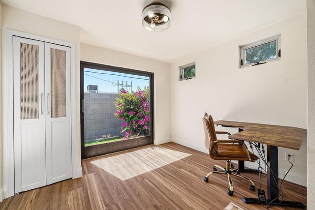 385 W Pierson Street E5, Phoenix, AZ 85013