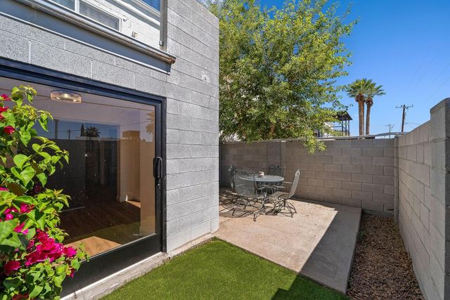 385 W Pierson Street E5, Phoenix, AZ 85013