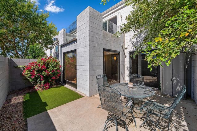 385 W Pierson Street E5, Phoenix, AZ 85013