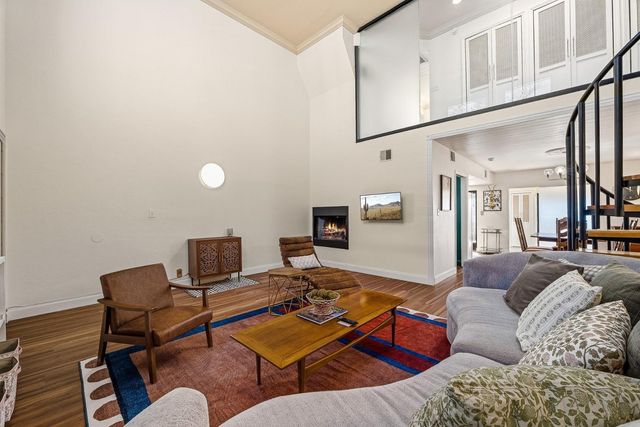 385 W Pierson Street E5, Phoenix, AZ 85013