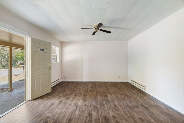 700 S Donoho Street 700, 702, 704, 706, 708, Clarksville, TX 75426