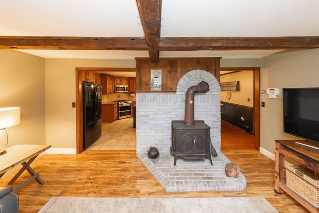4 Oscars Drive, Spencer, MA 01562