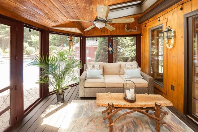4 Oscars Drive, Spencer, MA 01562