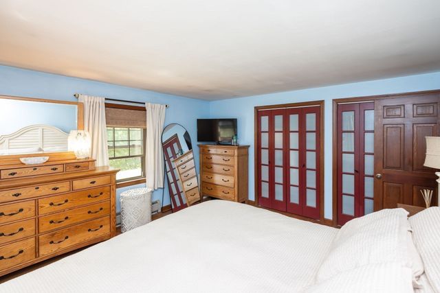 4 Oscars Drive, Spencer, MA 01562