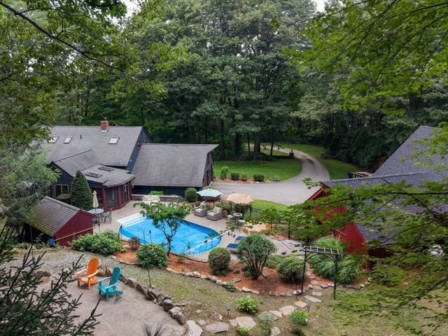 4 Oscars Drive, Spencer, MA 01562