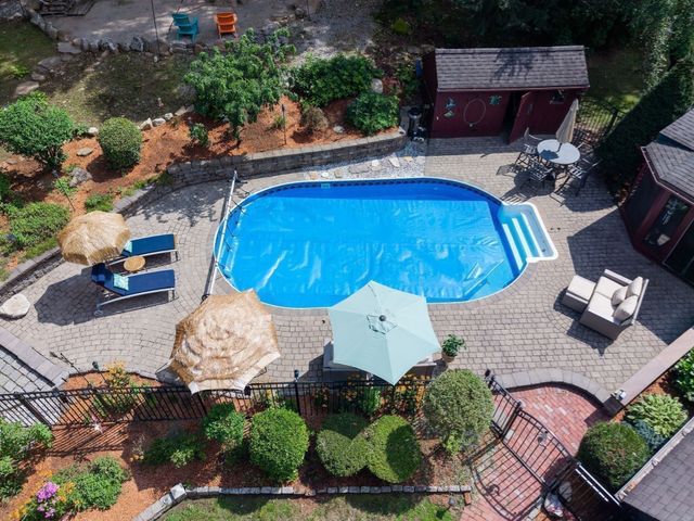 4 Oscars Drive, Spencer, MA 01562