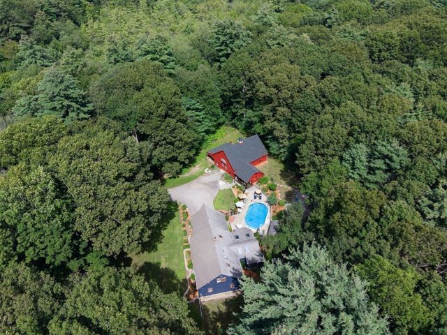 4 Oscars Drive, Spencer, MA 01562