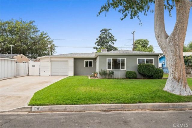 124 N Pine, Rialto, CA 92376