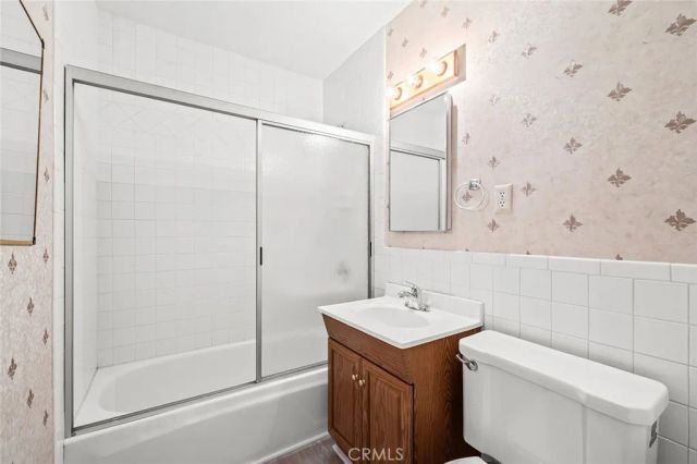 124 N Pine, Rialto, CA 92376