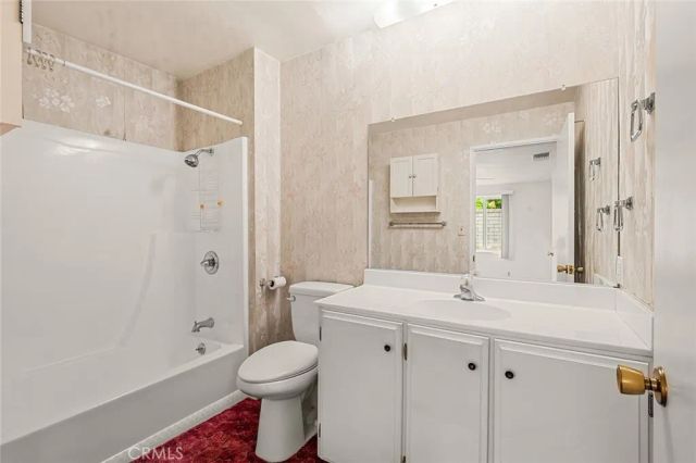 124 N Pine, Rialto, CA 92376