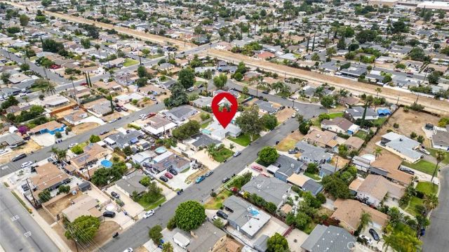 124 N Pine, Rialto, CA 92376
