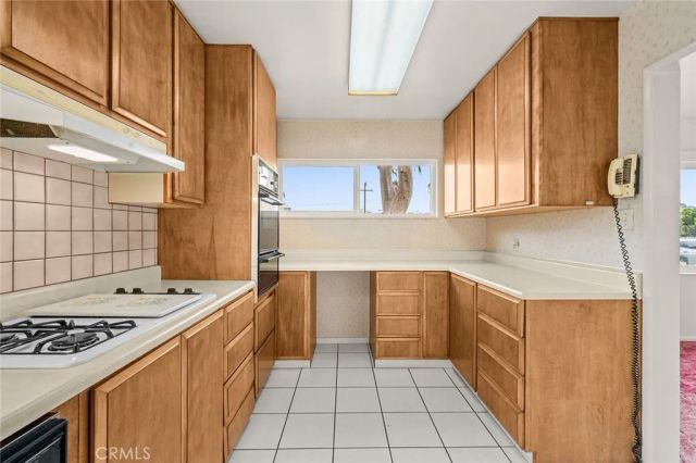 124 N Pine, Rialto, CA 92376