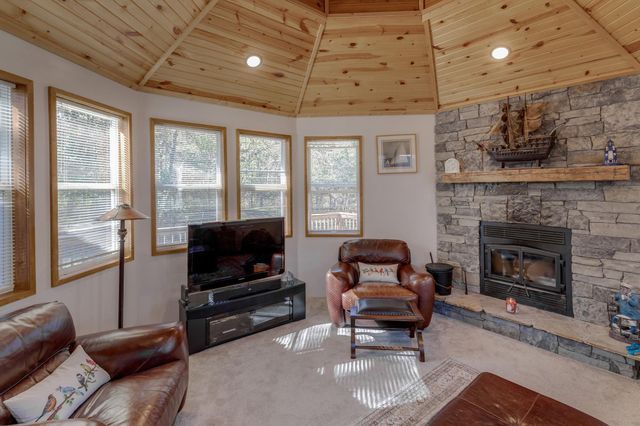 5688 Erin Road, Brainerd, MN 56401