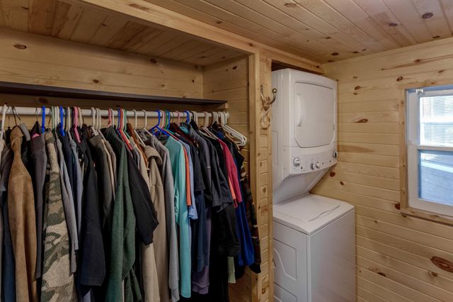 5688 Erin Road, Brainerd, MN 56401