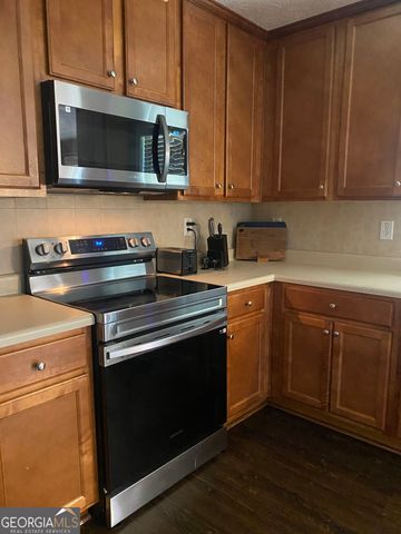 1129 River Tusk Place NE, Conyers, GA 30012
