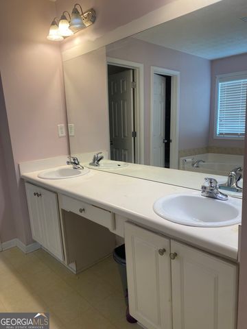 1129 River Tusk Place NE, Conyers, GA 30012
