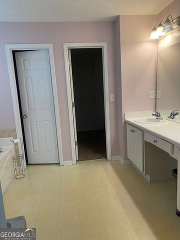 1129 River Tusk Place NE, Conyers, GA 30012