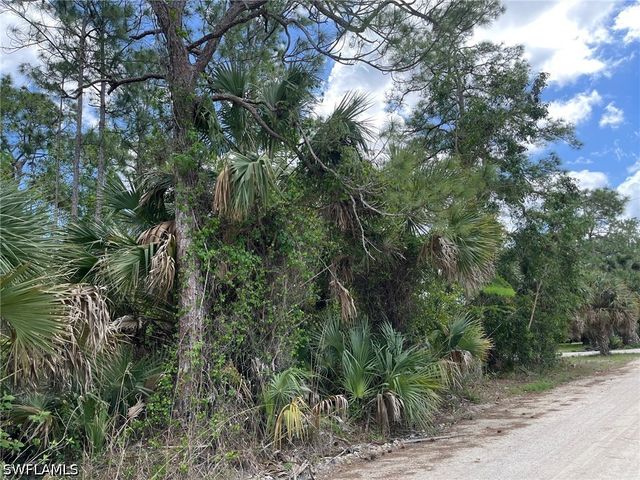 1930 Blue Sage DR, Naples, FL 34117