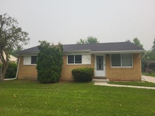 15985 Wellington Street, Taylor, MI 48180