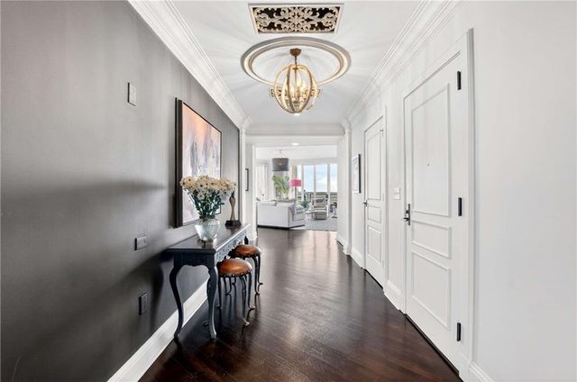 700 Park Regency Place NE 2403, Atlanta, GA 30326