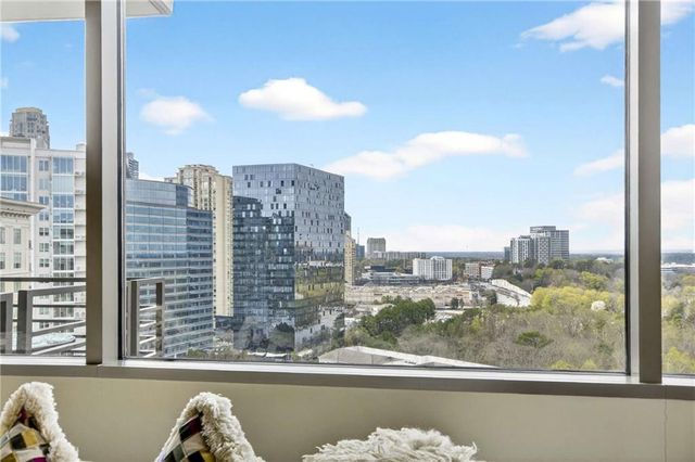 700 Park Regency Place NE 2403, Atlanta, GA 30326