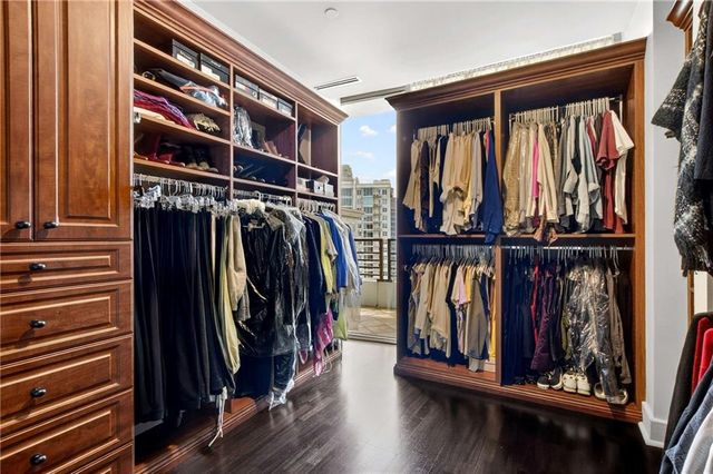 700 Park Regency Place NE 2403, Atlanta, GA 30326