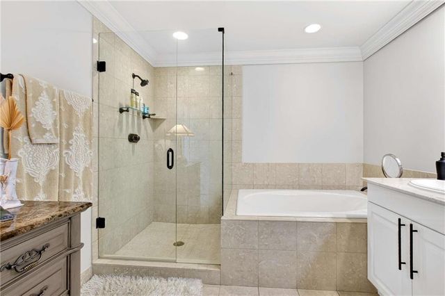 700 Park Regency Place NE 2403, Atlanta, GA 30326