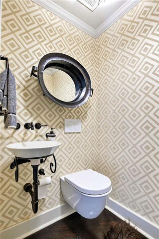 700 Park Regency Place NE 2403, Atlanta, GA 30326