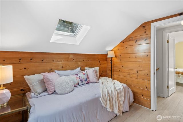 7753 28th Avenue NW, Seattle, WA 98117