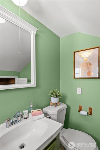 7753 28th Avenue NW, Seattle, WA 98117