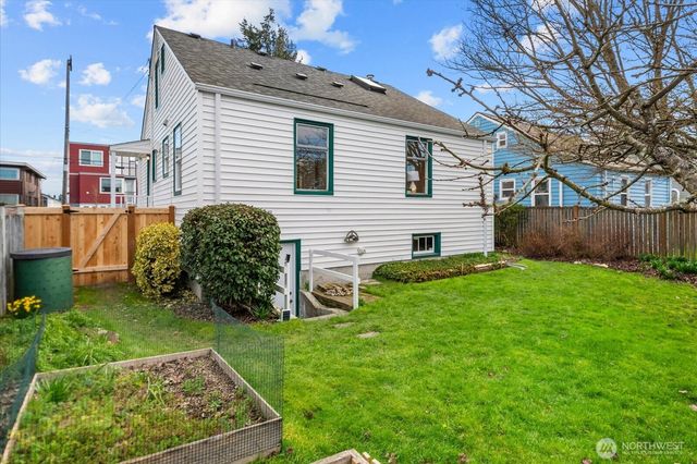 7753 28th Avenue NW, Seattle, WA 98117