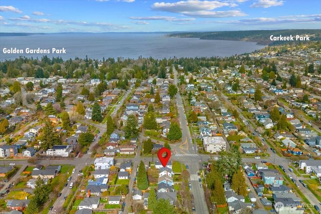 7753 28th Avenue NW, Seattle, WA 98117