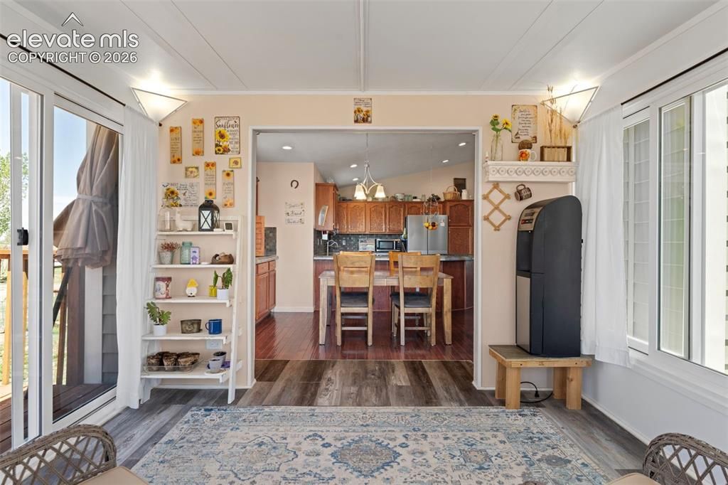 Image 13 of property listing at 8191 Sun Country Drive, Elizabeth, CO 80107