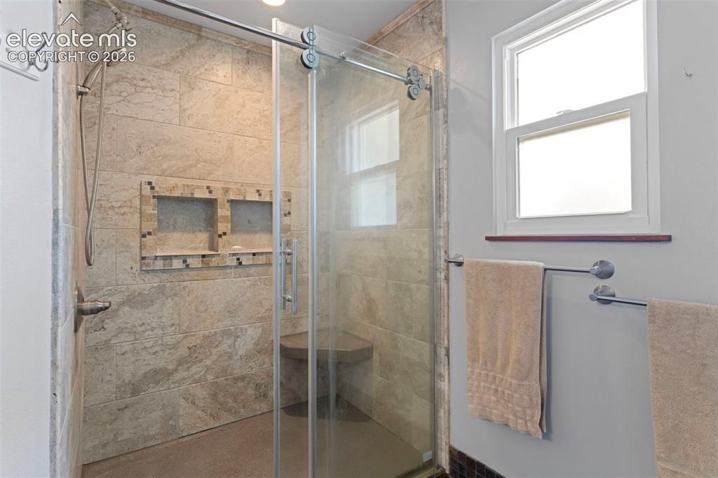 Image 17 of property listing at 8191 Sun Country Drive, Elizabeth, CO 80107