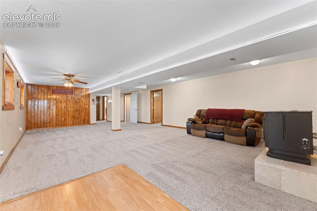 Image 26 of property listing at 8191 Sun Country Drive, Elizabeth, CO 80107
