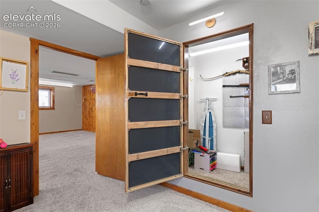 Image 30 of property listing at 8191 Sun Country Drive, Elizabeth, CO 80107