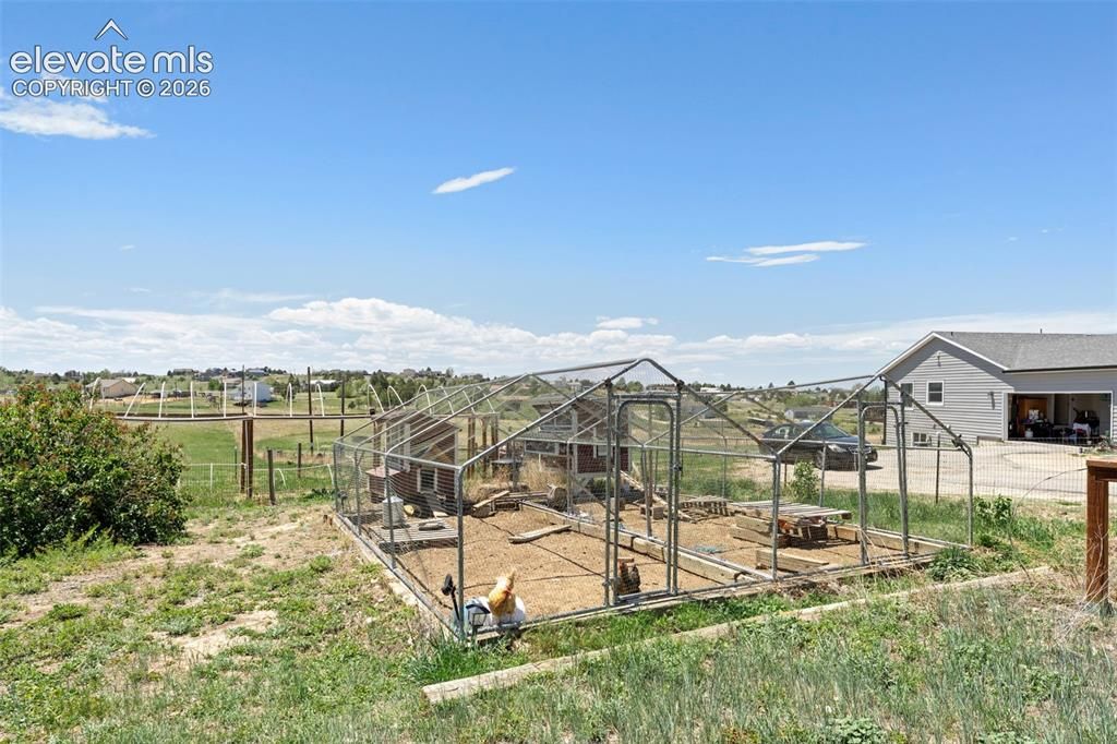 Image 44 of property listing at 8191 Sun Country Drive, Elizabeth, CO 80107