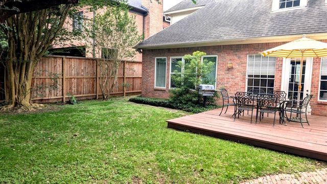 109 Ferndale Street, Bellaire, TX 77401