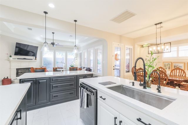 11413 Gallant Ridge Lane, Houston, TX 77082