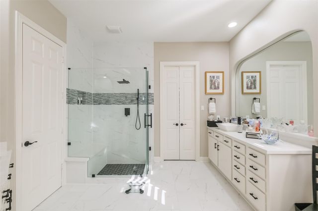 11413 Gallant Ridge Lane, Houston, TX 77082