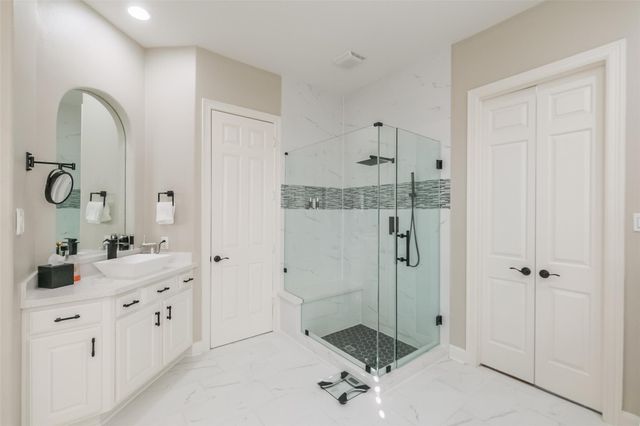 11413 Gallant Ridge Lane, Houston, TX 77082