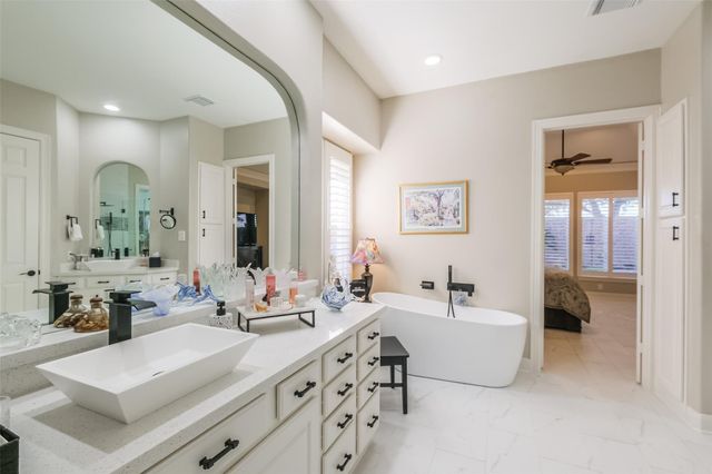 11413 Gallant Ridge Lane, Houston, TX 77082