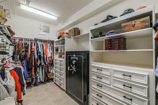 11413 Gallant Ridge Lane, Houston, TX 77082