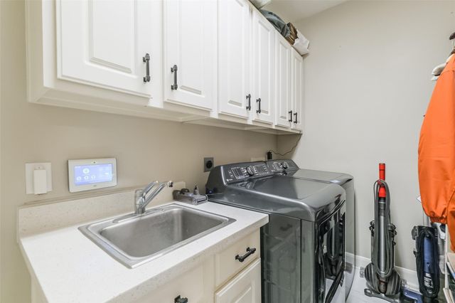 11413 Gallant Ridge Lane, Houston, TX 77082